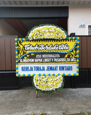 Papan Bunga Duka di Manggarai Timur